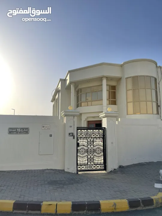 Villa for rent Al-Azra فيلا للأيجار في العزرة