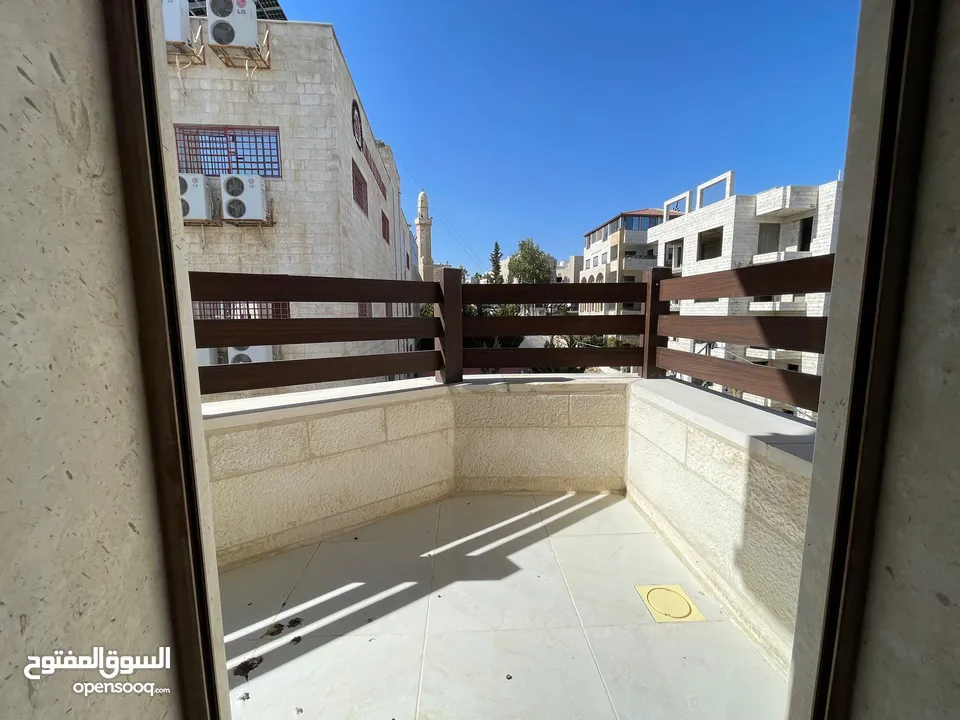 شقة مفروشة للإيجار في دير غبار  ( Property 39322 ) سنوي فقط