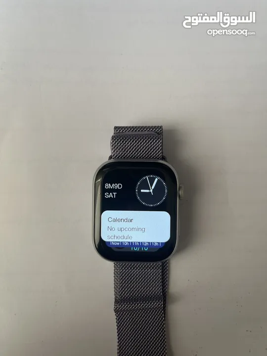 ساعة ابل شبيه الاصلية مستعملة بشكل خفيف قابل للبدل بشيء ثاني بدل الدفع . موجود توصيل لجميع المناطق.