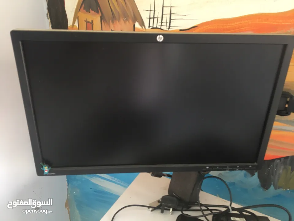 شاشه امورها طيبه مع بكس PC فاضي