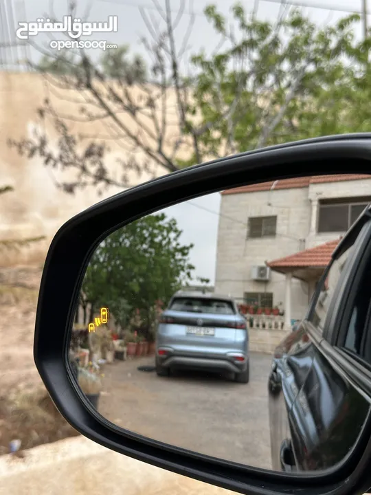 لعشاق التميز BZ4X اسود (صنف نادر.7 كاميرات.4 شاشات.)فحص كامل مالك أول من الزيرو بحالة الوكالة