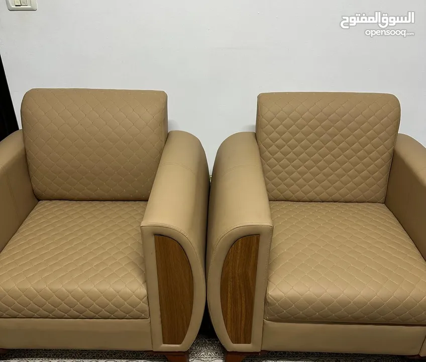 ،طقم كنب فخم مثالي لغرفة الضيوف،المكاتب وغرف الجلوسلا يوجد توصيل