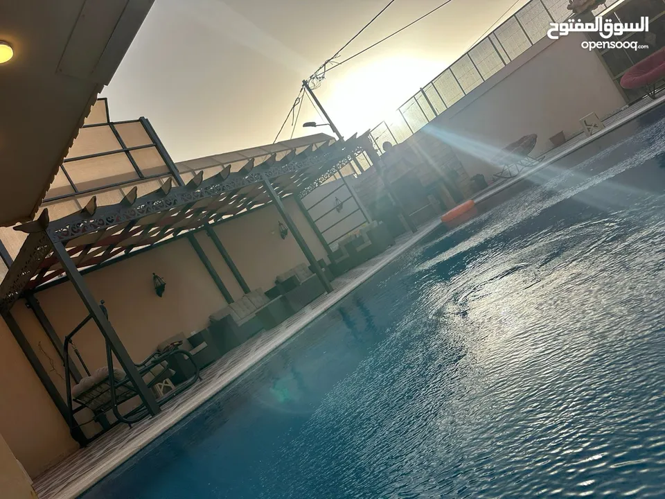 شاليه مسك - Misk Chalet للايجار / خدمات (vip) موقع واطلالة مميزة يبعد عن مرج الحمام 18 دقيقة