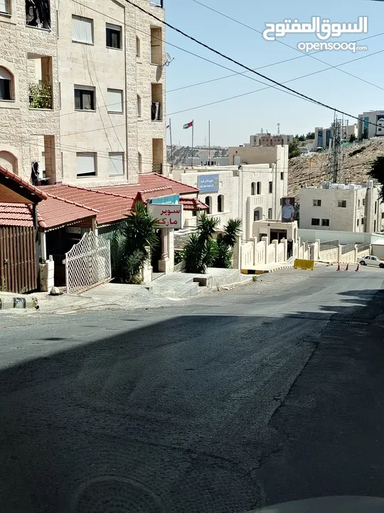 سوبرماركت للبيع في طبربور الخزنة بجانب الجامعة العربية المفتوحة