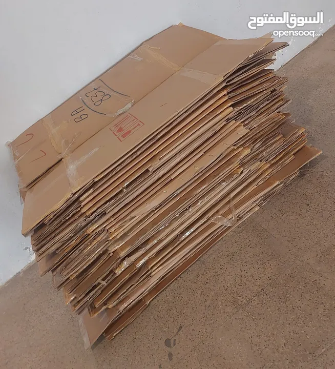 كراتين فارغه للترحيل مقاس 70 ارتفاع × 45 عرض عدد 35 حبه بسعر 8 دنانير للعدد كامل