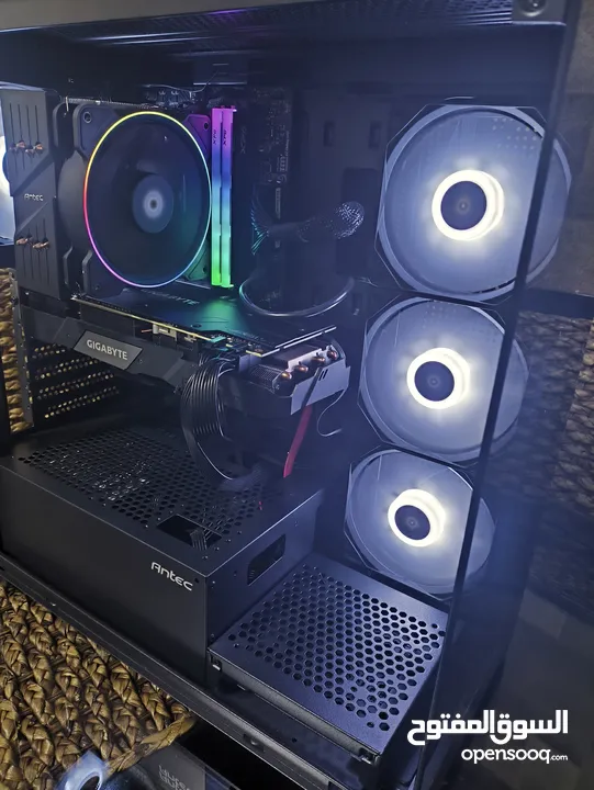 كمبيوتر بمواصفات عالية i7 12700F, RTX 2080 super