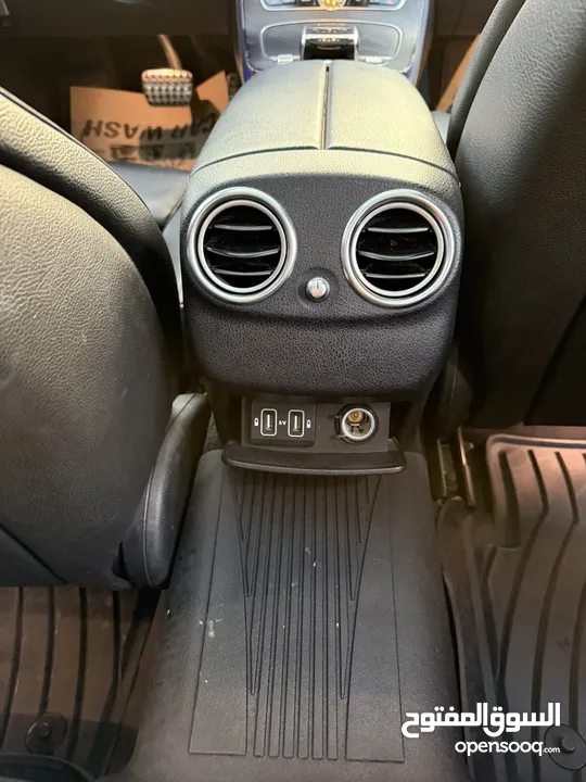 مارسيدس E220 ترخيص 2019/ترخيص لغايه5/10/2026 محرك 2000 ديزل