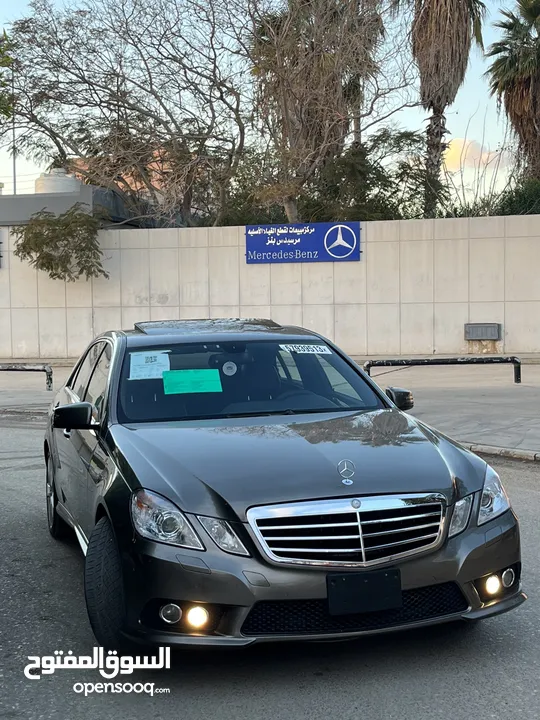 مرسيديس-بنز / E350 w212 جمرك ماشيا 77 الف