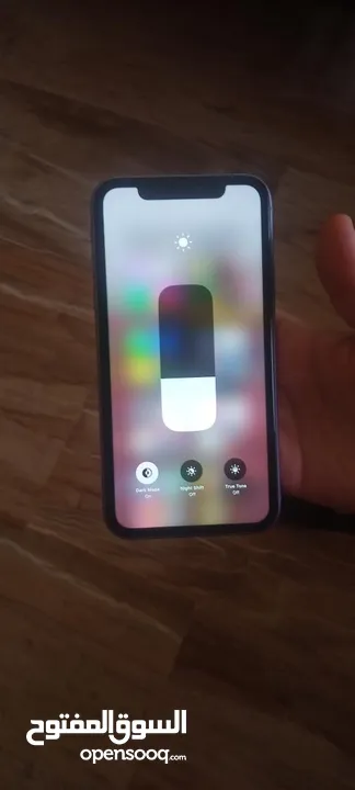 ايفون 11 بحالة ممتازة بطارية 86٪؜ 64 جيجا الحمدلله ولا خدش تيربو سيم استعمال بنت سبب البيع التجديد