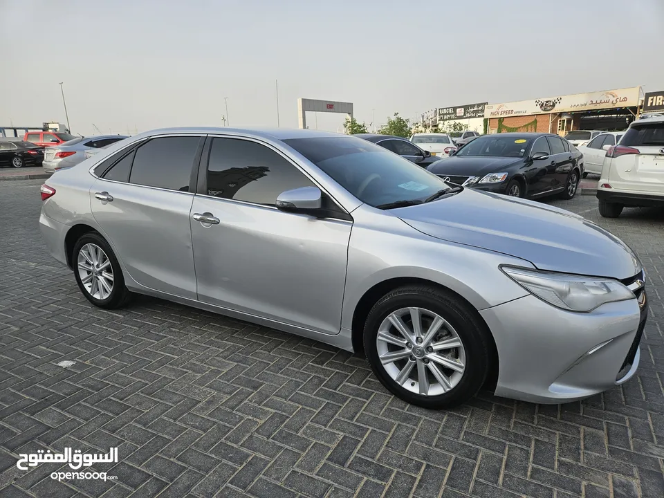Toyota camry model 2017 gcc good condition very nice car everything perfect