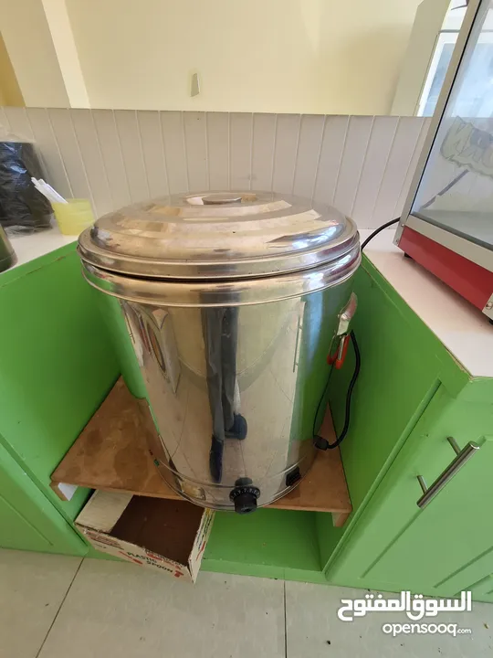 popcorn machine, steamer and fryer