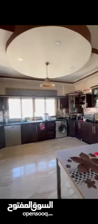 شقة للبيع قريبة على كل الخدمات