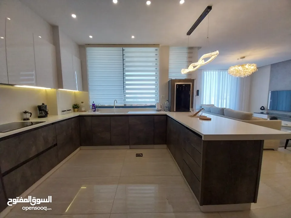 شقة للايجار في عبدون  ( Property 33490 ) سنوي فقط