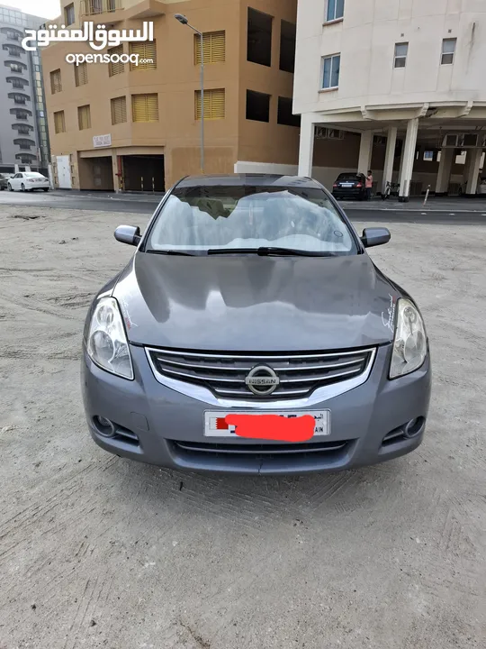 Nissan Altima SV Model 2011