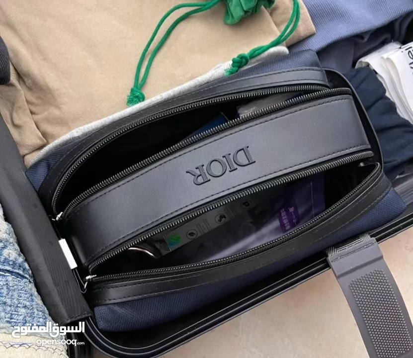 شنطه يد ديور اصليه للشباب والبنات dior origenal unisix handbag