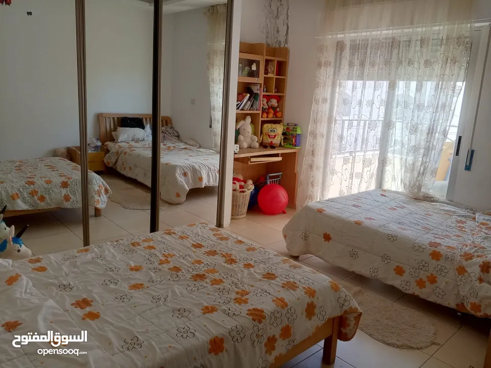 230 Meter Apartmant in Thuhair - شقة 230 متر منطقة هادئة في الظهير