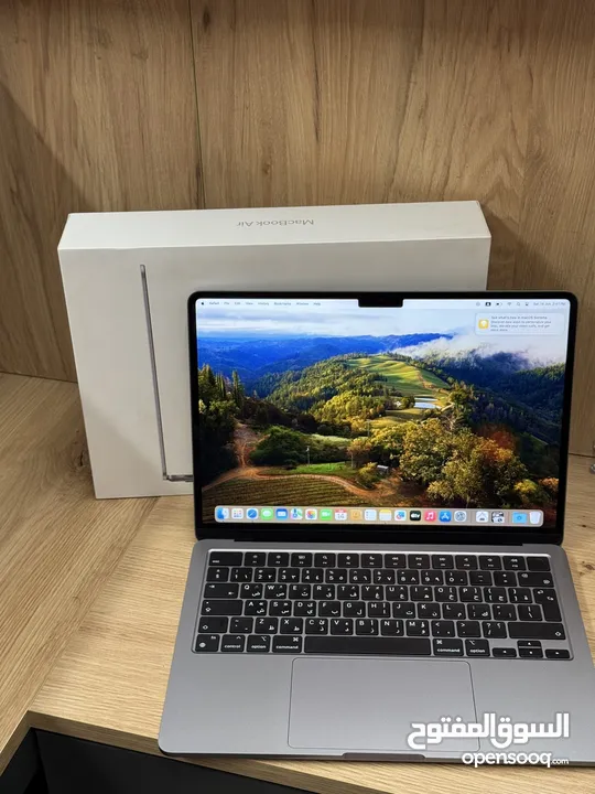 MacBook Air 2022/ M2-Chip/ 256 SSD/ 8RAM
