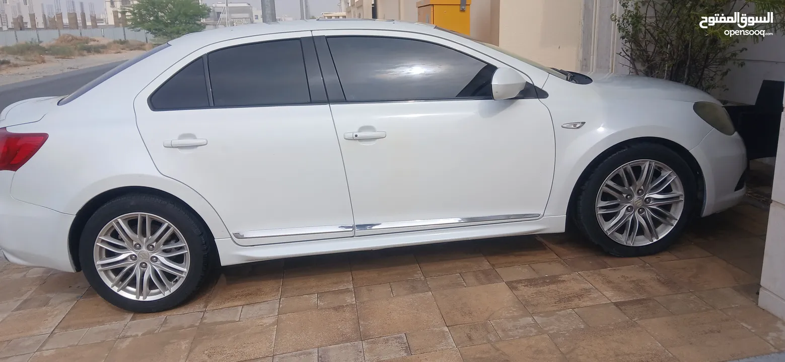 suzuki kizashi