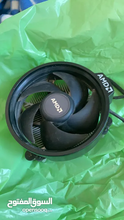 **معالج AMD Ryzen 7 1700 مع المروحة للبيع**