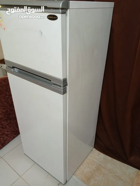 ثلاجه جينرال 14قدم  بحالة ممتازه جدا للبيع استخدام بسيط سبب البيع السفر