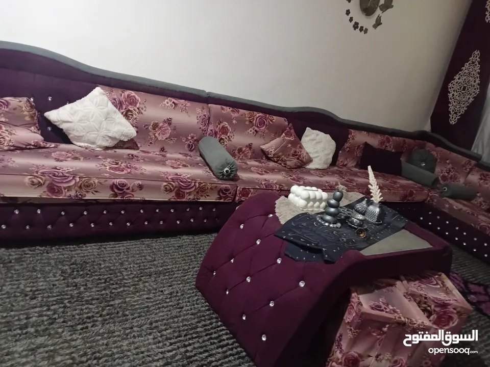غرفه ضيوف حاله جيده  قابل للتفاوض