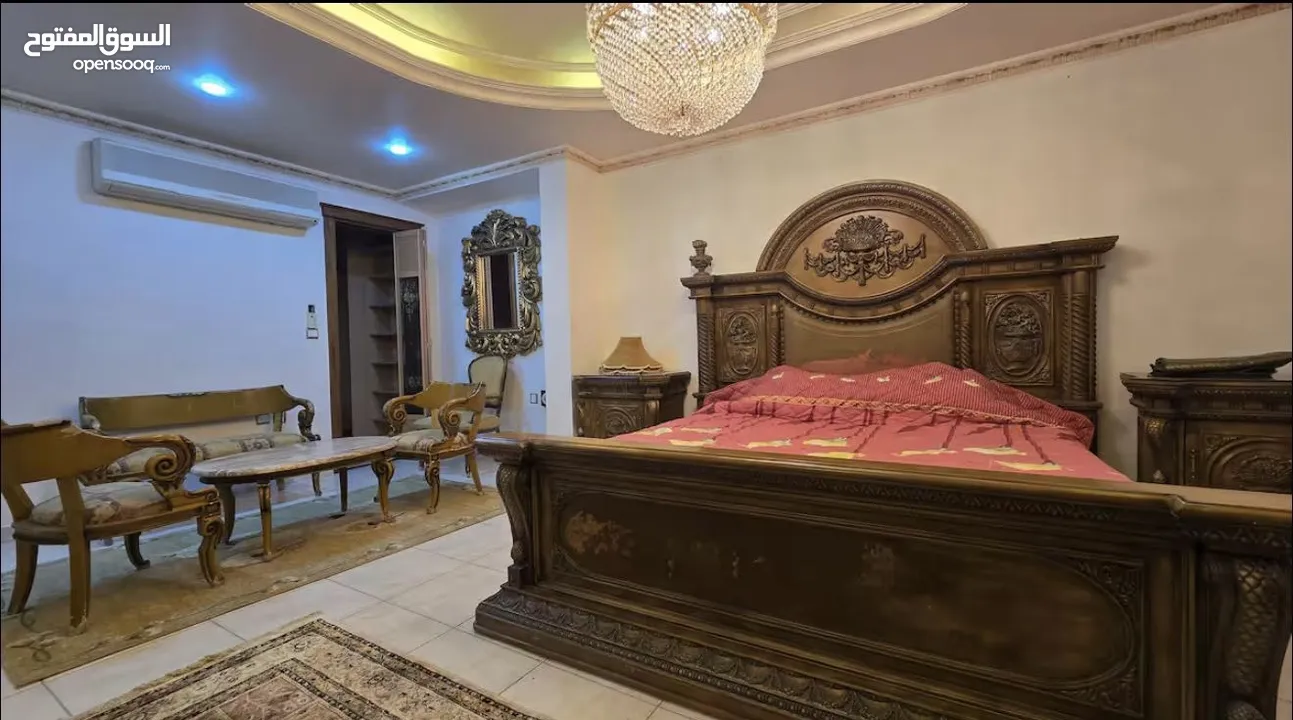 شقة للإيجار مفروش  رويال سويت طابقية مع روف و ترس كبير  Big department for rent in deir Ghbar amman