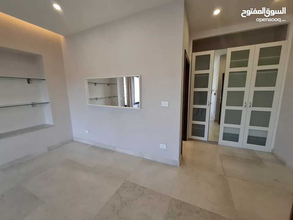 شقة شبه مفروشة للإيجار ( Property 43386 )-175083958