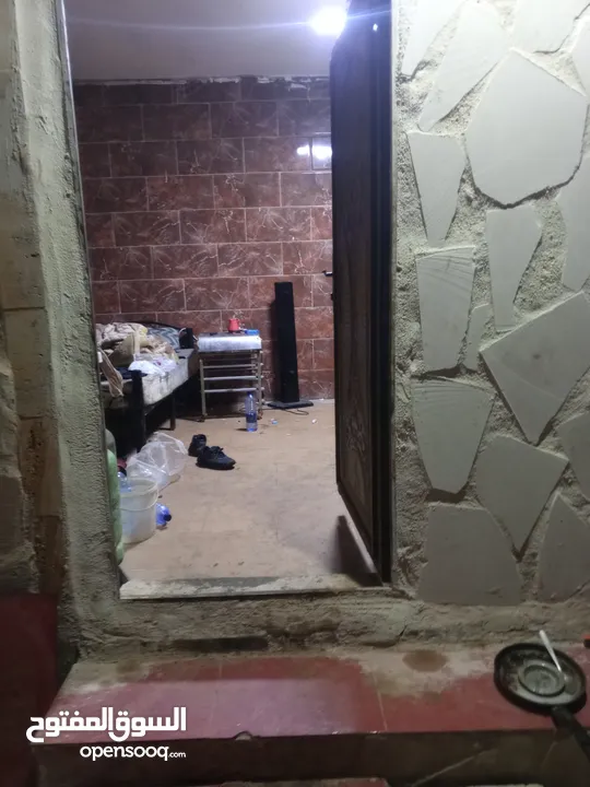 معمل اجبان أو مخللات
