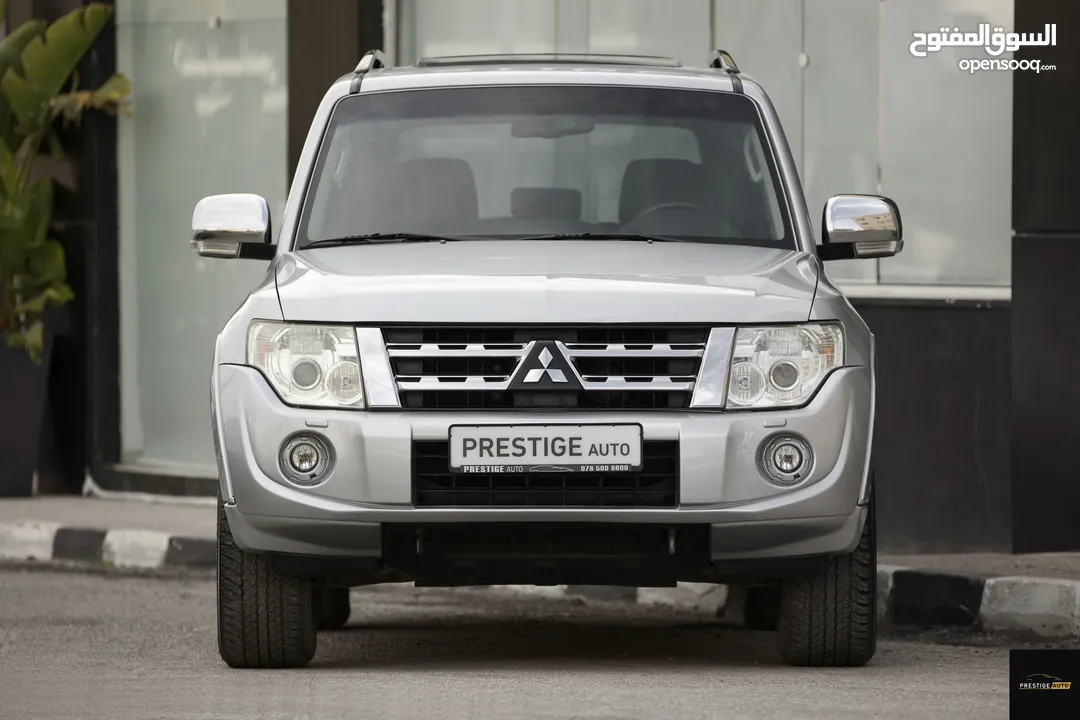 Mitsubishi pajero 3800cc 2014