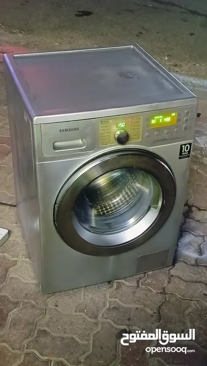 Bosch 8 kg washing machine for sale in good working with warranty delivery is free