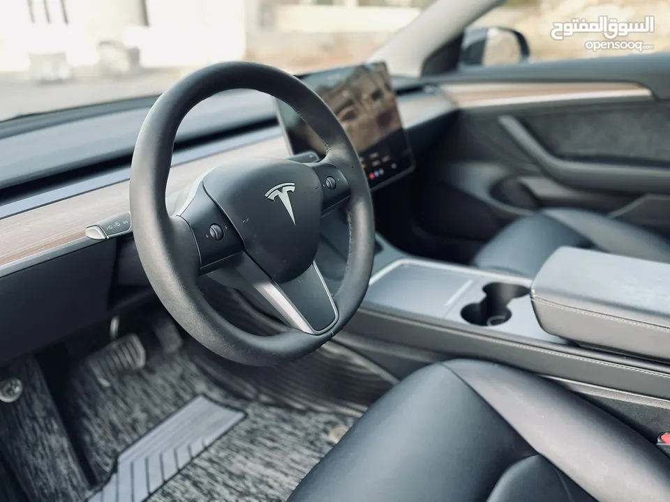 تيسلا MODEL 3 موديل 2023 ستاندر بلس جمرك جديد شبه زيرو يرجى قراءة الوصف كامل