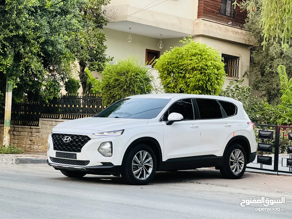 هوندااااي سنتافيه 2019 مطور 2000 ديزل 4*4  ست ركاب بدون فتحه بسعرررر حرق ع الكاش فقط 96 الف