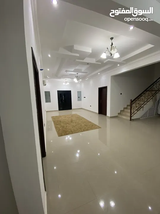 Villa for rent, in Al Maabilah, prime location 10 bedroom