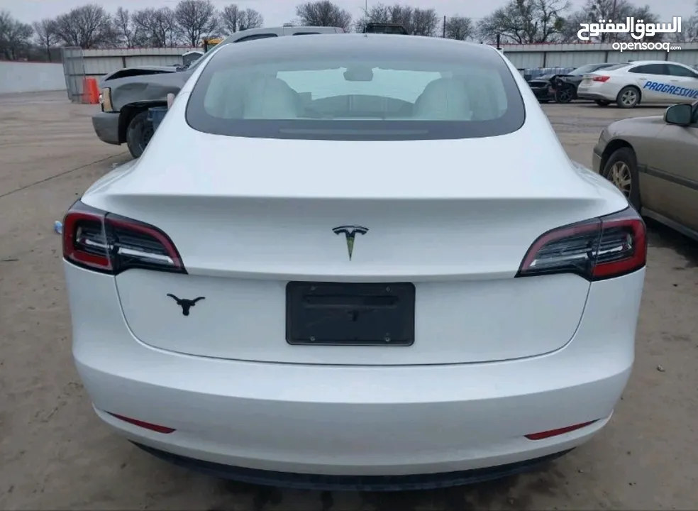 للبيع TESLA 3 موديل 2023 الرجاء قراءة الوصف