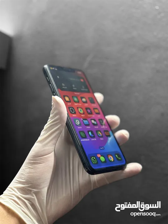 iPhone 11pro max اقرأ الوصف جيداً