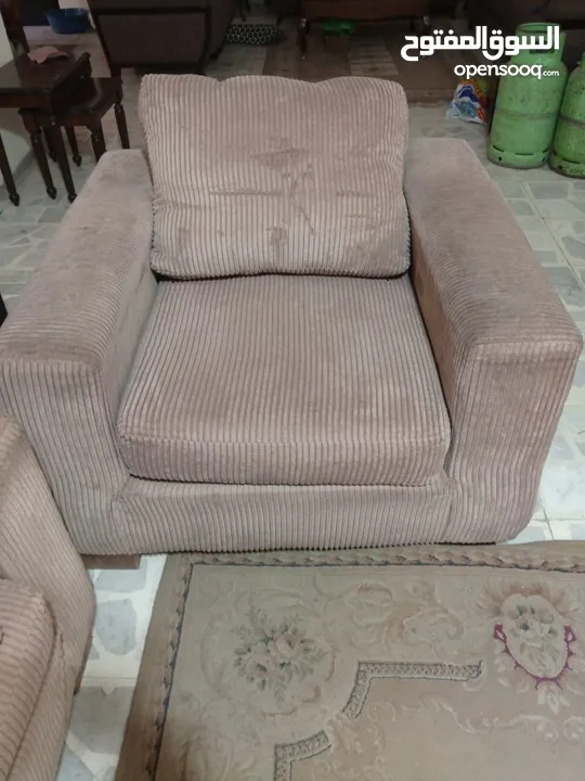 غرفة نوم مستعمله بحالة الجديد