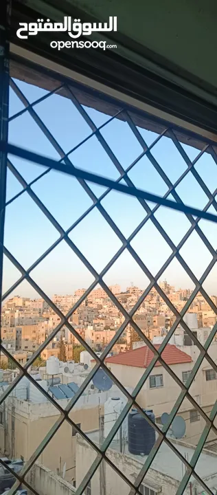 عمارة 4 طوابق و تسوية / بسعر شقة واحد