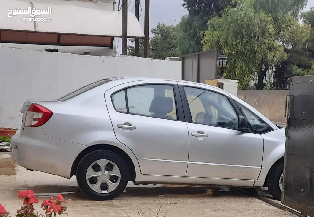 سوزوكي sx4 2010 إعفاء جمركي خاص بالطلاب الوافدين