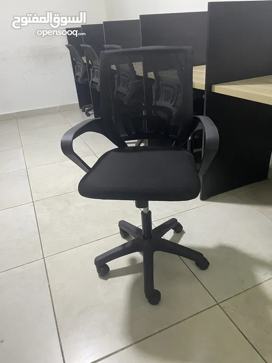 كرسي شبك للبيع بسعر حرق 18 دينار فقط
