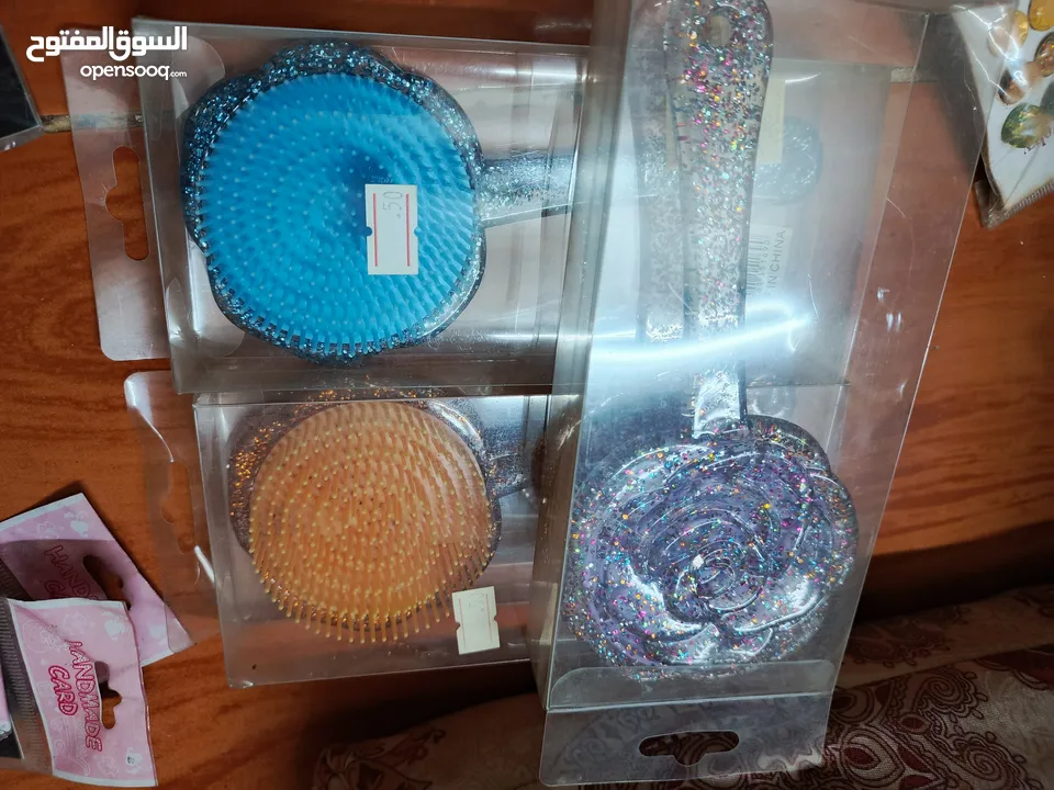 نثريات للبيع