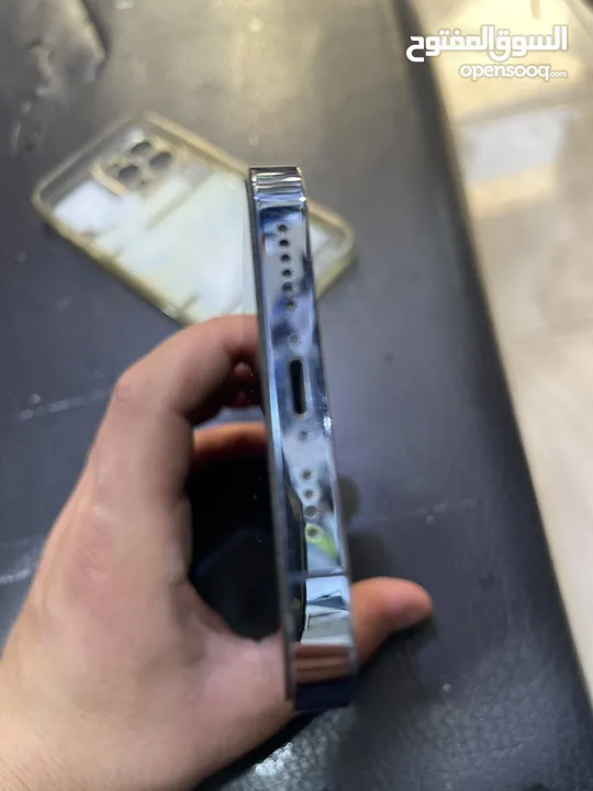 ايفون 13pro max بحالة الوكالة للبيع