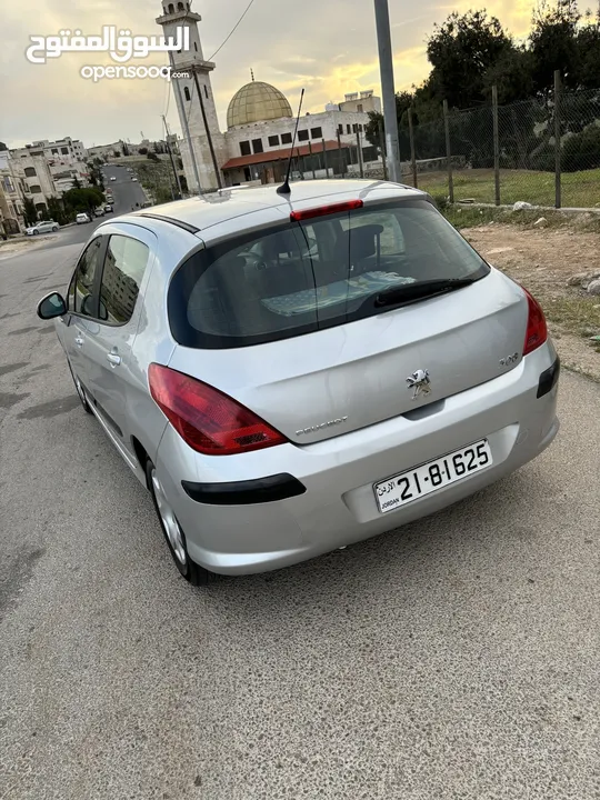 Peugeot 308 2011