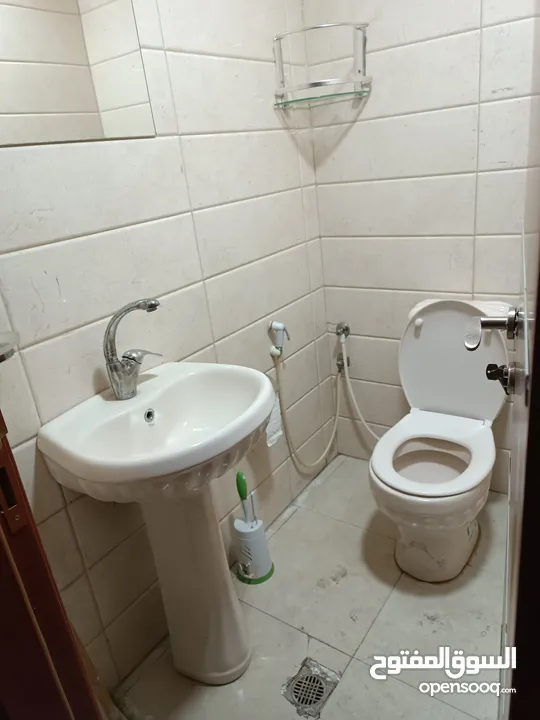 مكتب جاهز اللايجار بحالة ممتازة