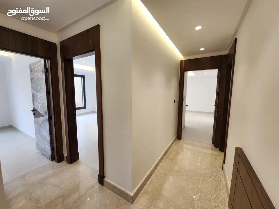 شقة فاخرة للبيع في منطقة الظهير - ref : 14485