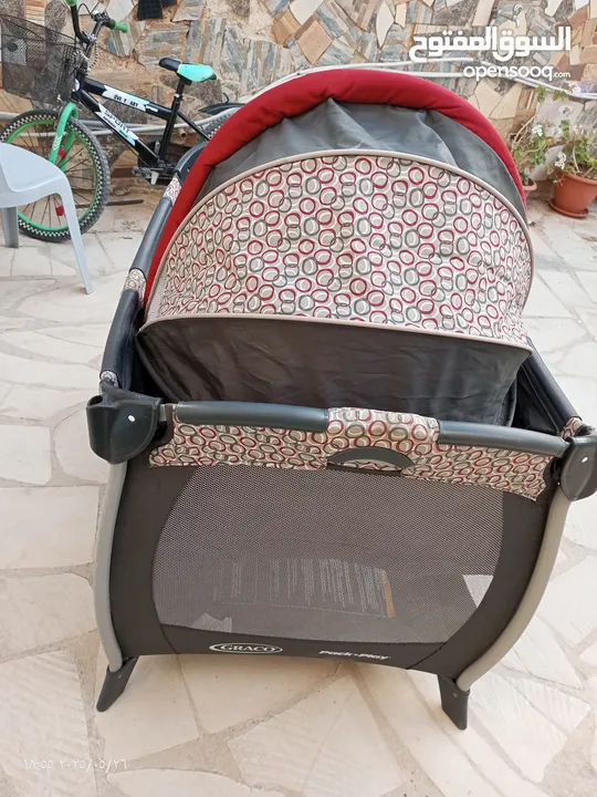 سرير اطفال نوع GRACO ممتاز)))