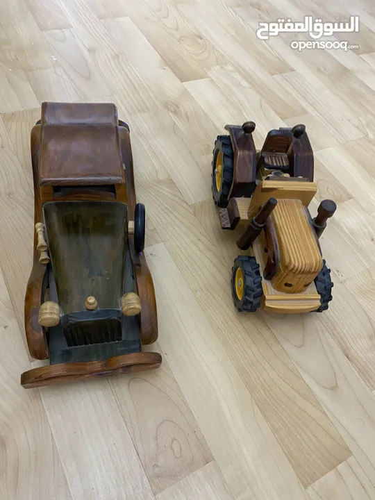 سيارات خشب انتيك قديمة