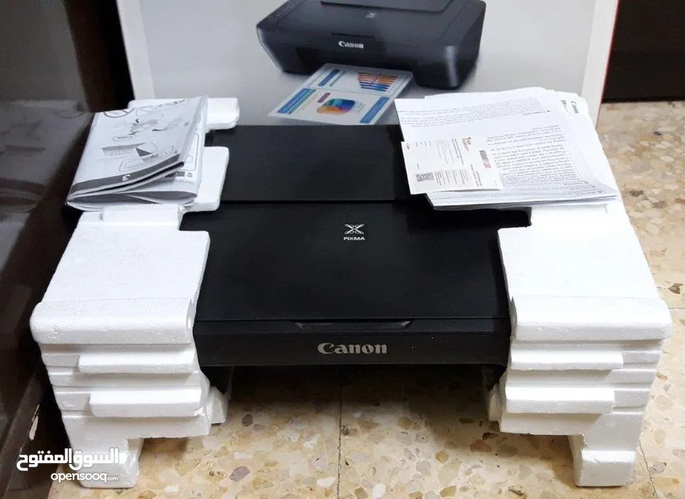 طابعات مع كراتينهم بحاجة صيانة عدد 3