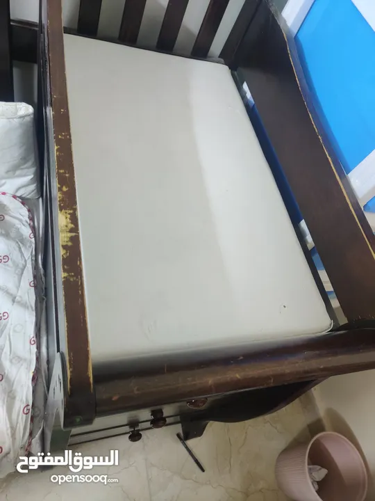 سرير اطفال جيجلز خشب صلد 3 ارتفاعات
