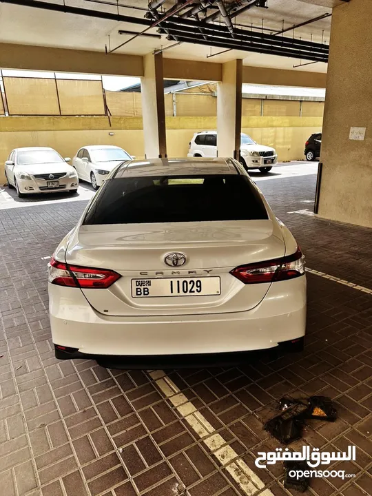 Toyota Camry S 2.5 L 2019