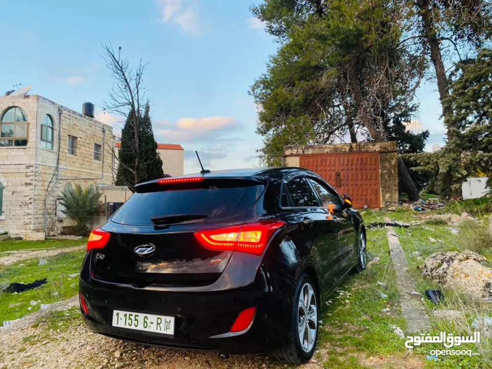 هونداي i30  فل فل اضافات بضاعة نخب نخب النخب بالكراتين الله يبارك لصاحب النصيب
